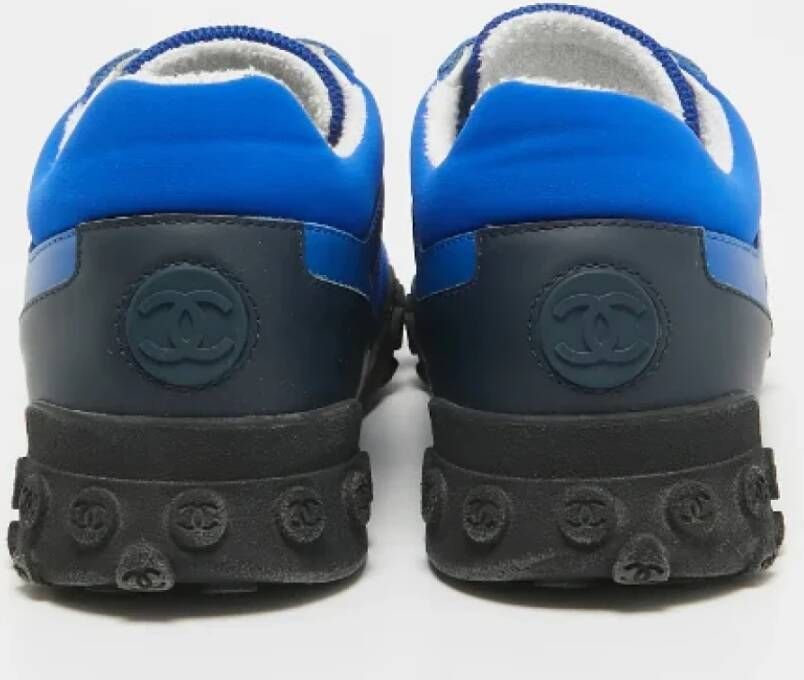 Chanel Vintage Pre-owned Fabric sneakers Blue Dames