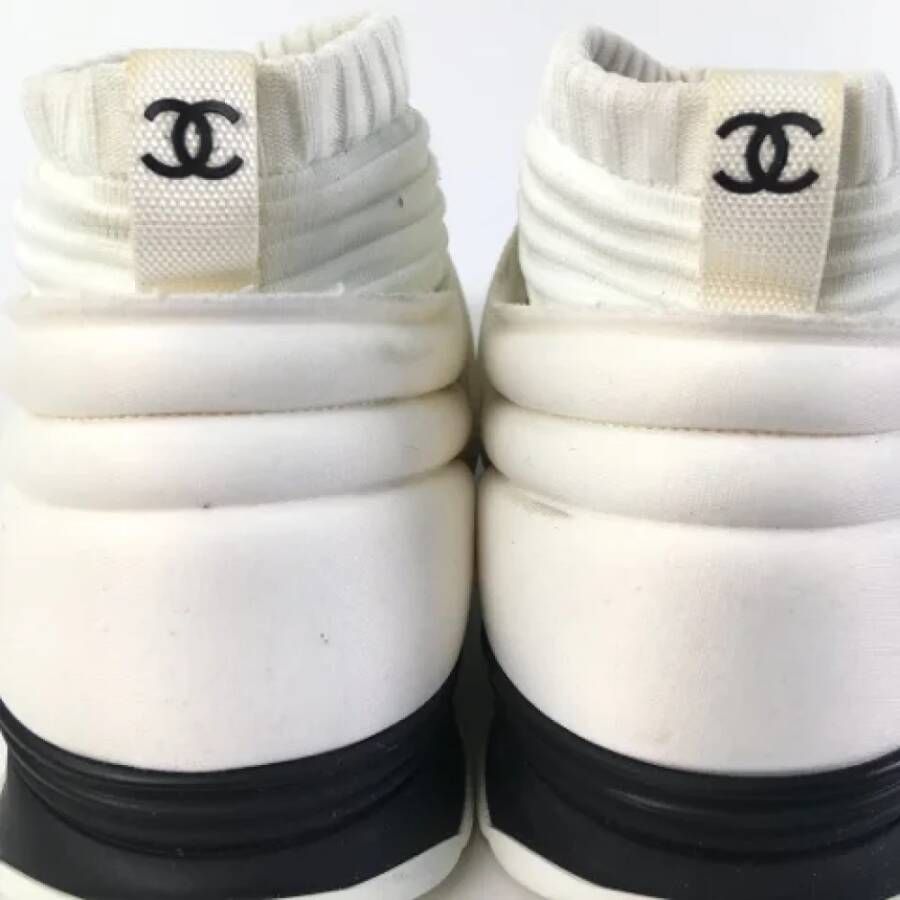 Chanel Vintage Pre-owned Fabric sneakers White Dames