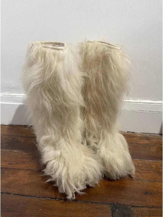 Chanel Vintage Pre-owned Faux Fur boots White Dames