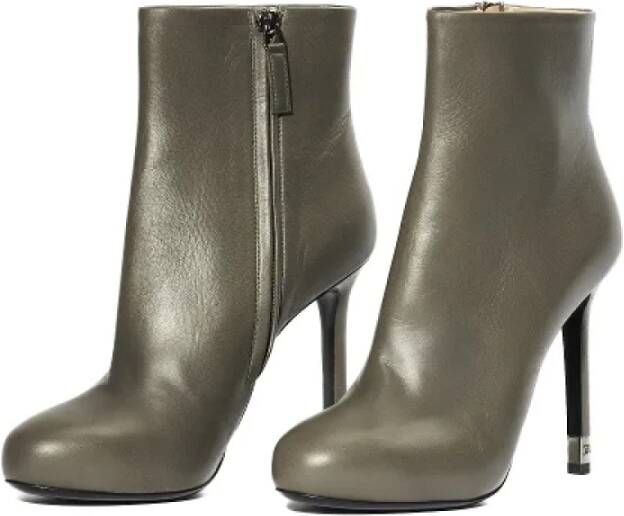 Chanel Vintage Pre-owned Leather boots Gray Dames