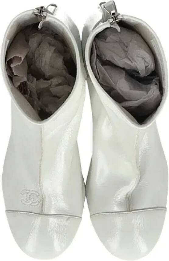 Chanel Vintage Pre-owned Leather boots White Dames