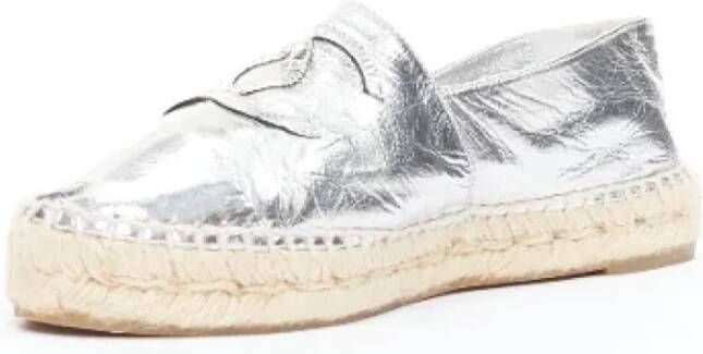 Chanel Vintage Pre-owned Leather espadrilles Gray Dames