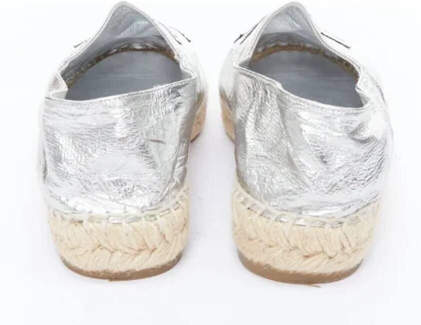 Chanel Vintage Pre-owned Leather espadrilles Gray Dames