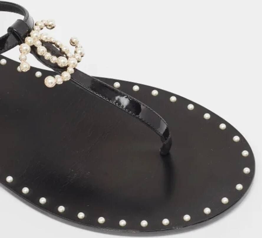 Chanel Vintage Pre-owned Leather flats Black Dames