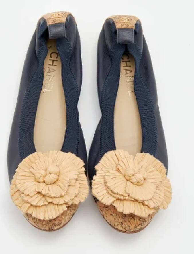 Chanel Vintage Pre-owned Leather flats Blue Dames