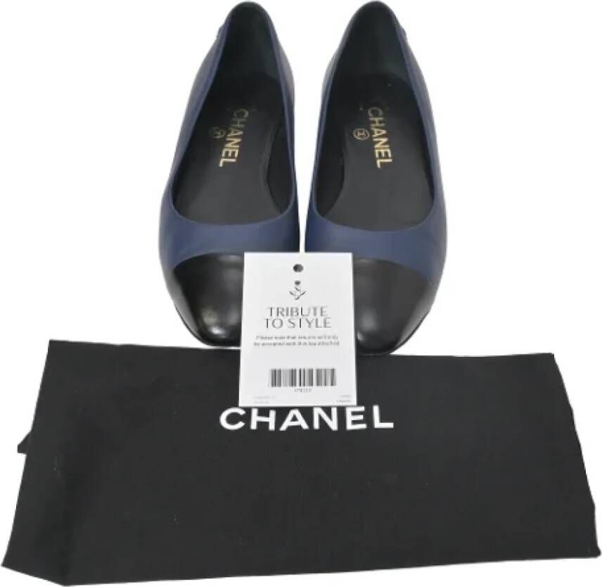 Chanel Vintage Pre-owned Leather flats Blue Dames
