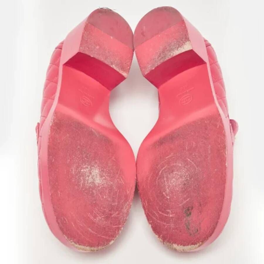 Chanel Vintage Pre-owned Leather flats Pink Dames