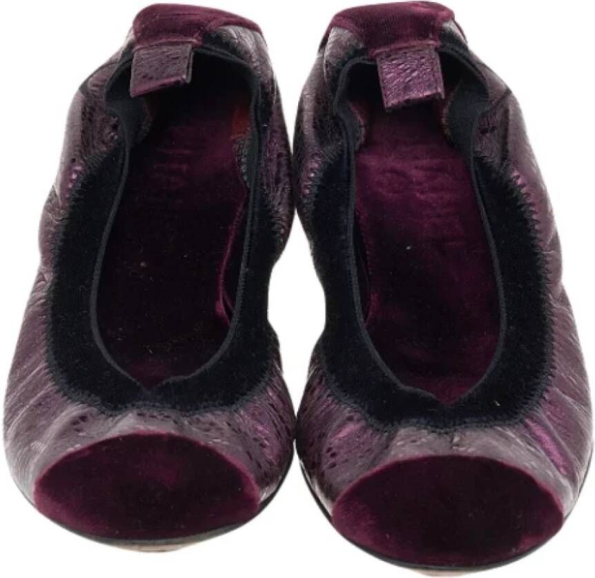 Chanel Vintage Pre-owned Leather flats Purple Dames