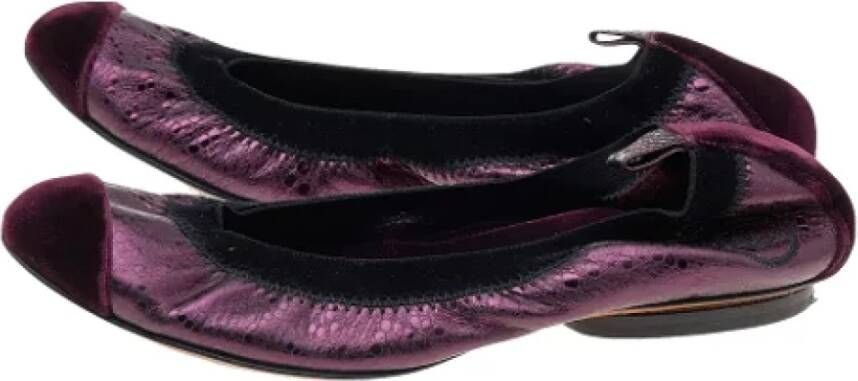 Chanel Vintage Pre-owned Leather flats Purple Dames