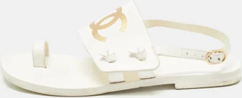 Chanel Vintage Pre-owned Leather flats White Dames