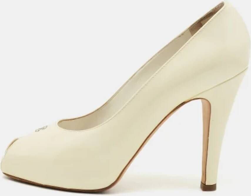 Chanel Vintage Pre-owned Leather heels Beige Dames