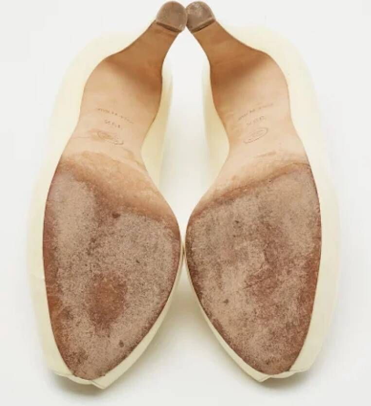 Chanel Vintage Pre-owned Leather heels Beige Dames