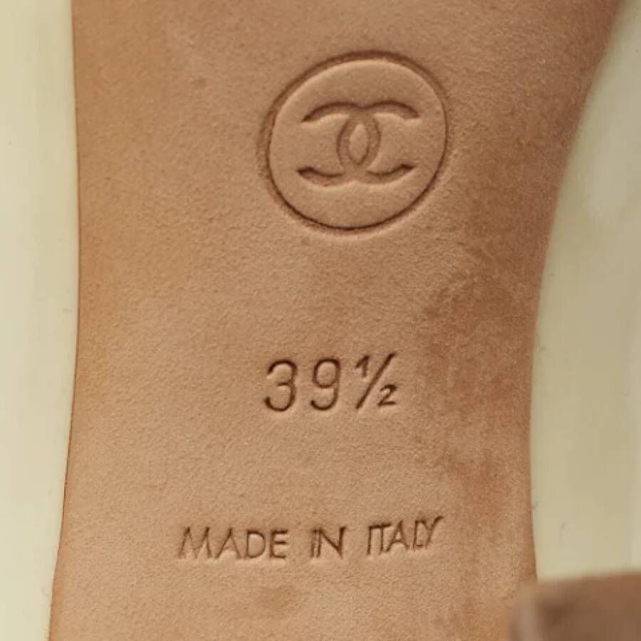 Chanel Vintage Pre-owned Leather heels Beige Dames
