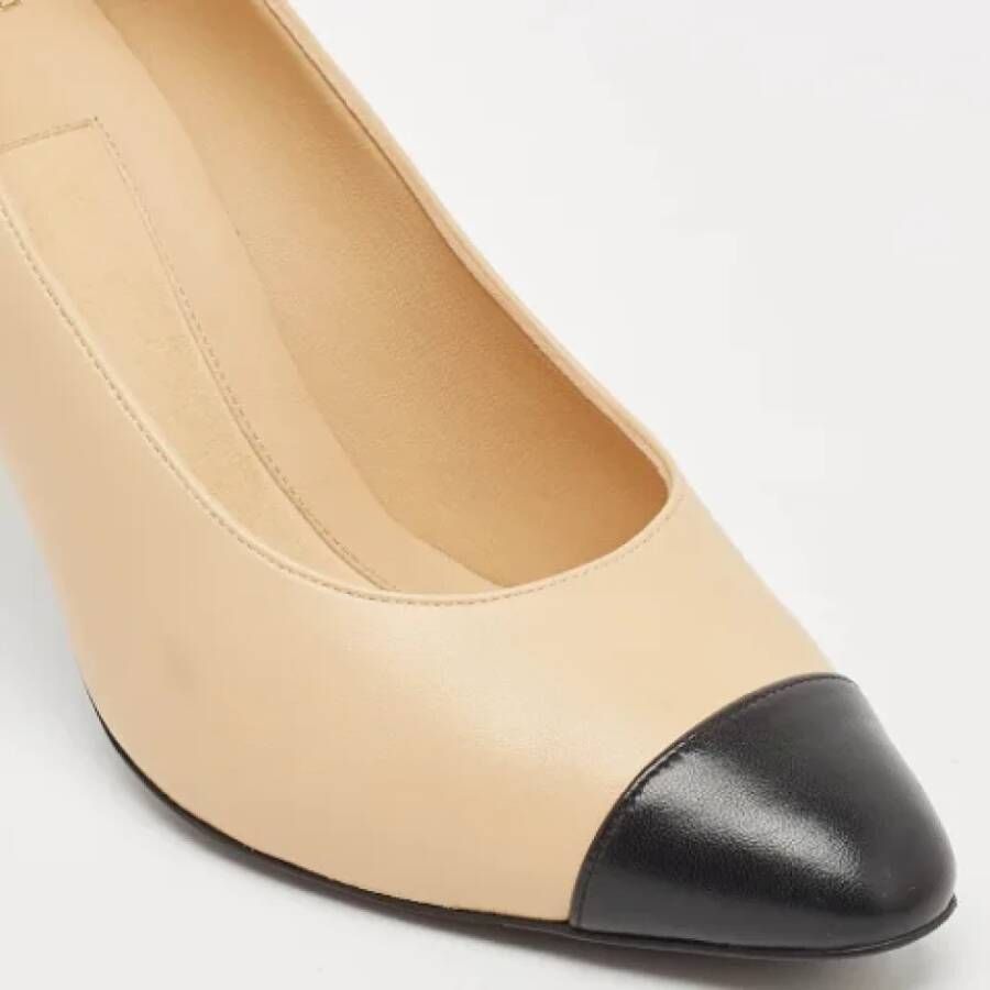 Chanel Vintage Pre-owned Leather heels Beige Dames