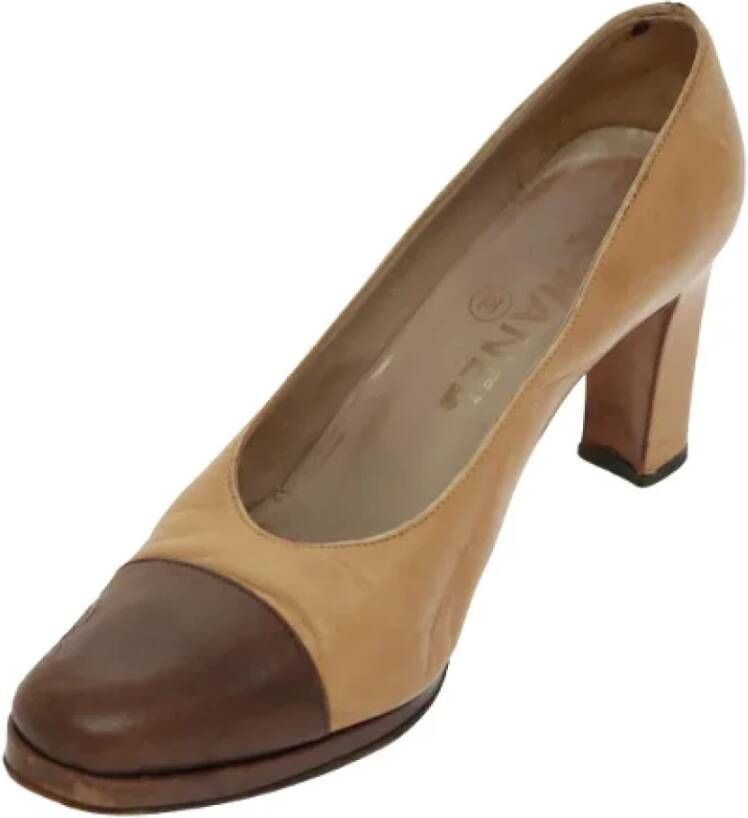 Chanel Vintage Pre-owned Leather heels Beige Dames