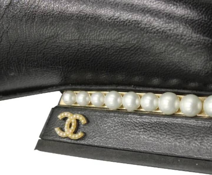 Chanel Vintage Pre-owned Leather heels Black Dames