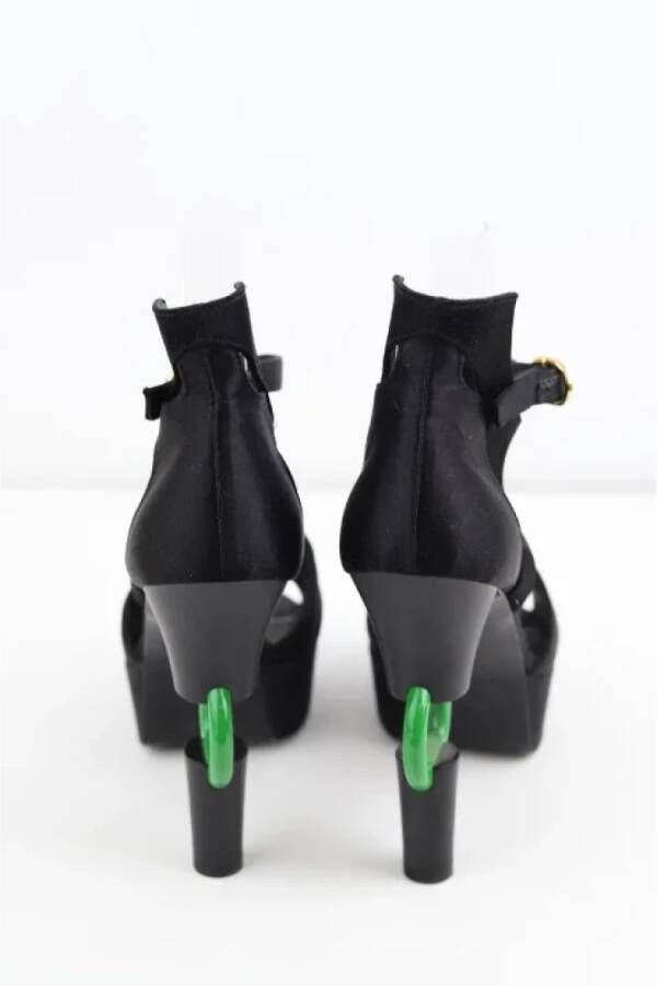 Chanel Vintage Pre-owned Leather heels Black Dames