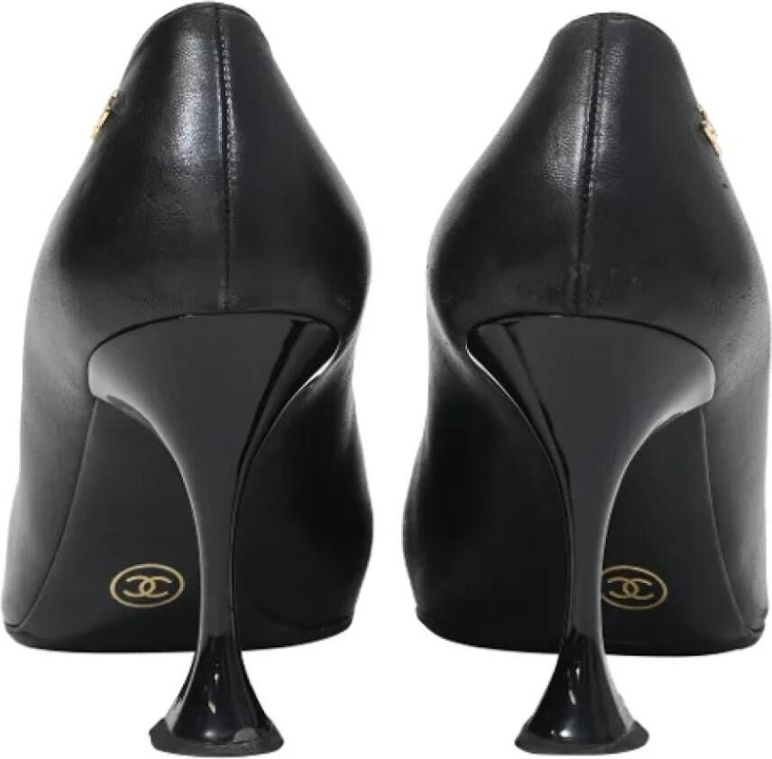 Chanel Vintage Pre-owned Leather heels Black Dames