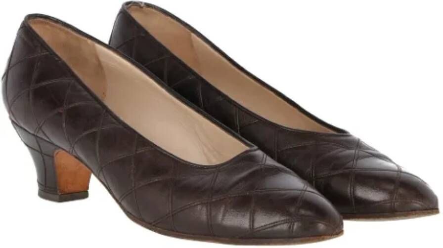 Chanel Vintage Pre-owned Leather heels Brown Dames