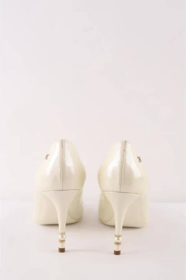 Chanel Vintage Pre-owned Leather heels White Dames