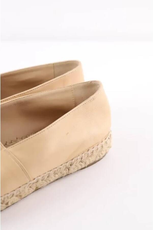 Chanel Vintage Pre-owned Leather sandals Beige Dames