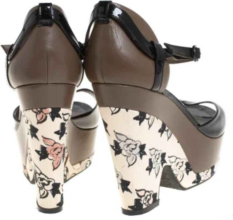 Chanel Vintage Pre-owned Leather sandals Black Dames