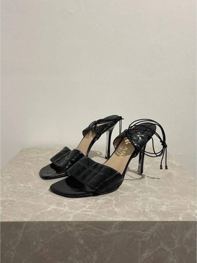 Chanel Vintage Pre-owned Leather sandals Black Dames