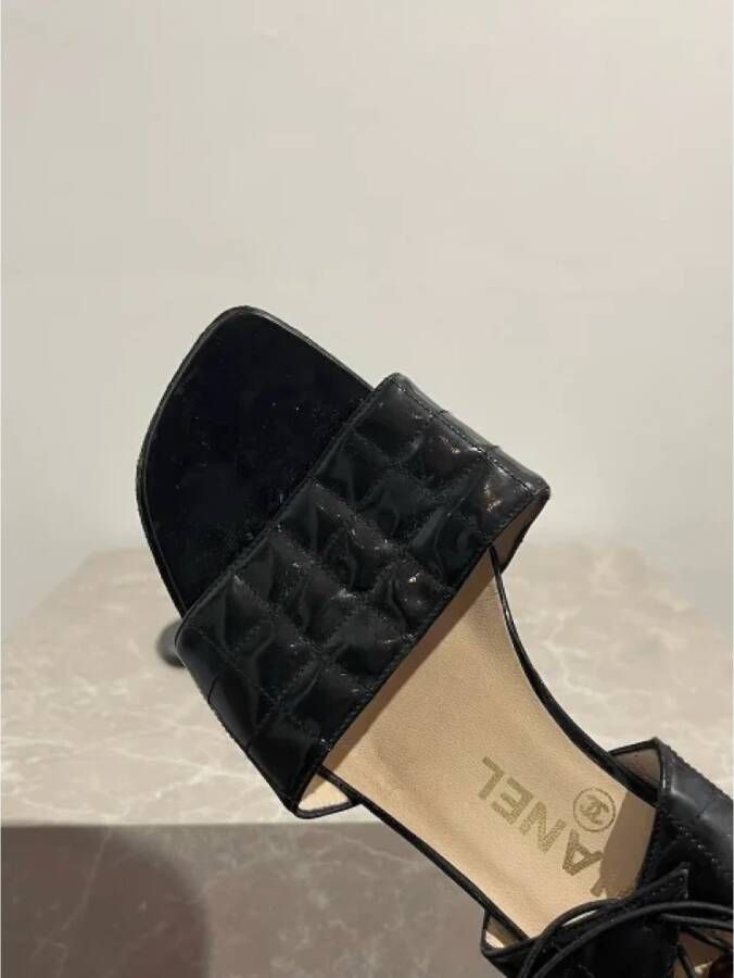 Chanel Vintage Pre-owned Leather sandals Black Dames