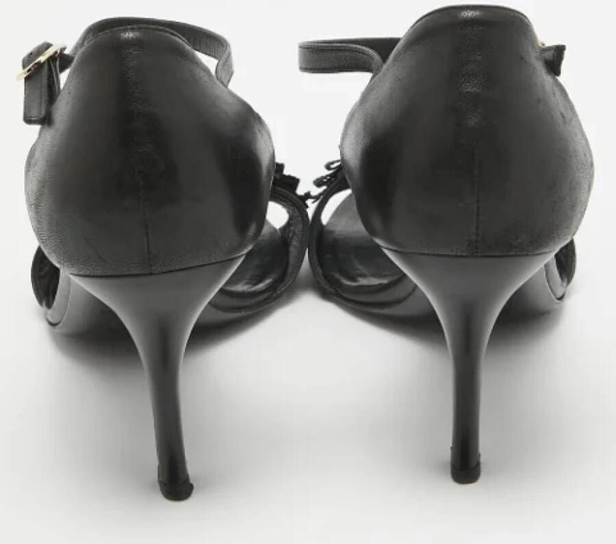Chanel Vintage Pre-owned Leather sandals Black Dames