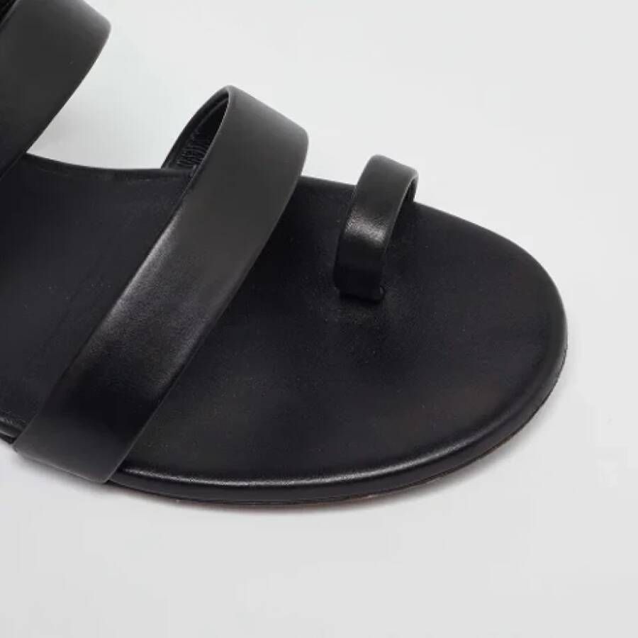 Chanel Vintage Pre-owned Leather sandals Black Dames