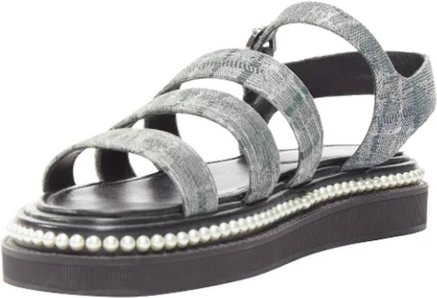Chanel Vintage Pre-owned Leather sandals Black Dames