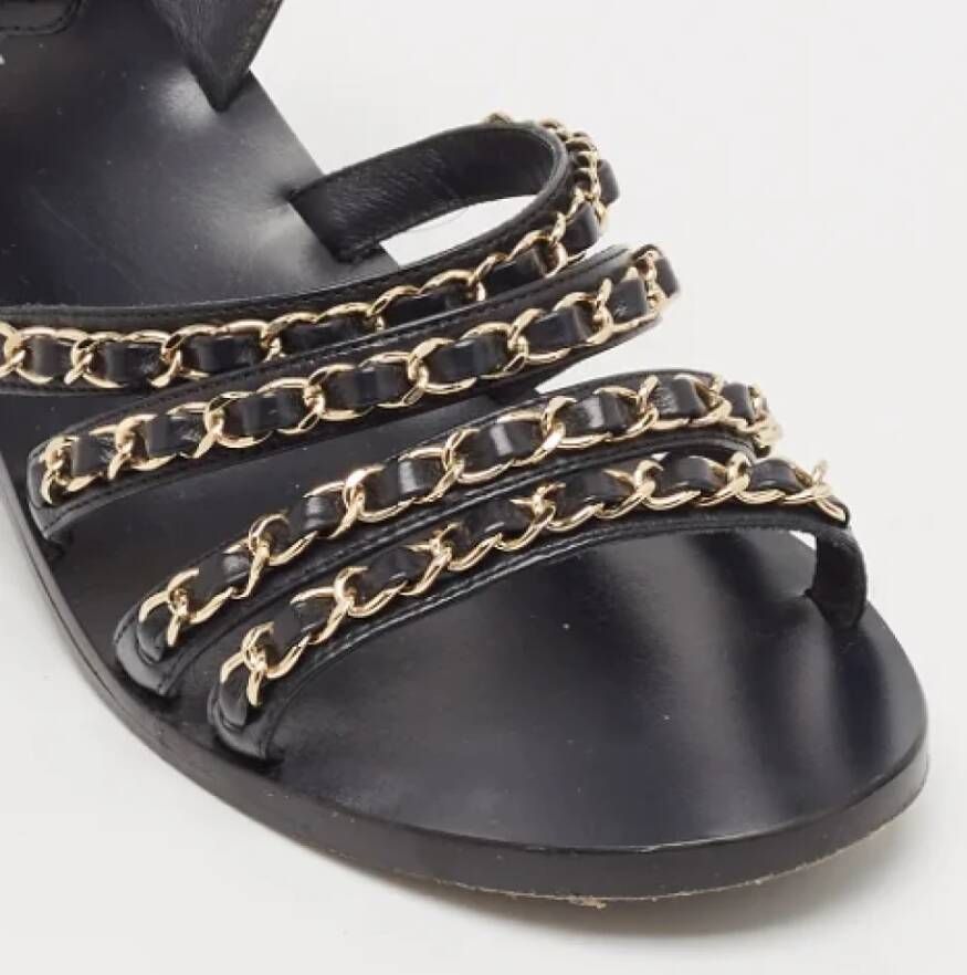 Chanel Vintage Pre-owned Leather sandals Black Dames
