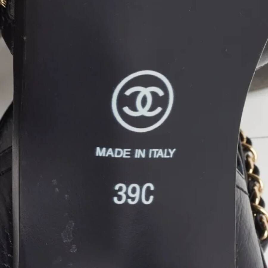Chanel Vintage Pre-owned Leather sandals Black Dames