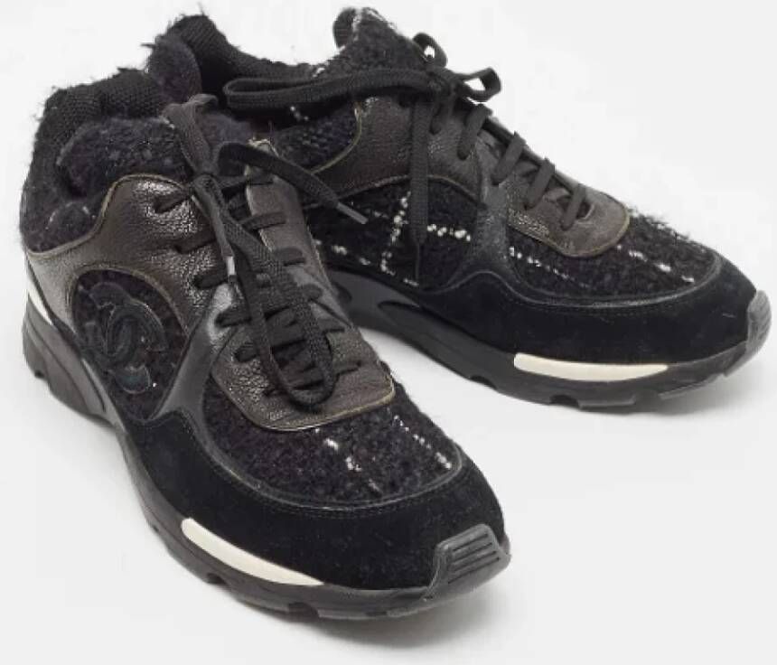 Chanel Vintage Pre-owned Leather sneakers Black Dames