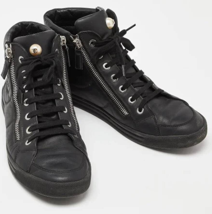 Chanel Vintage Pre-owned Leather sneakers Black Dames