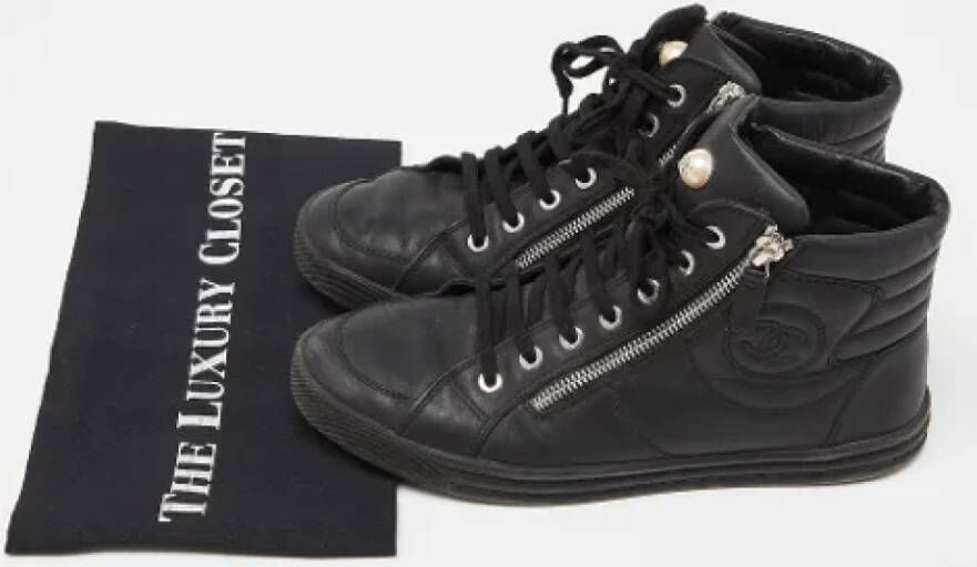 Chanel Vintage Pre-owned Leather sneakers Black Dames