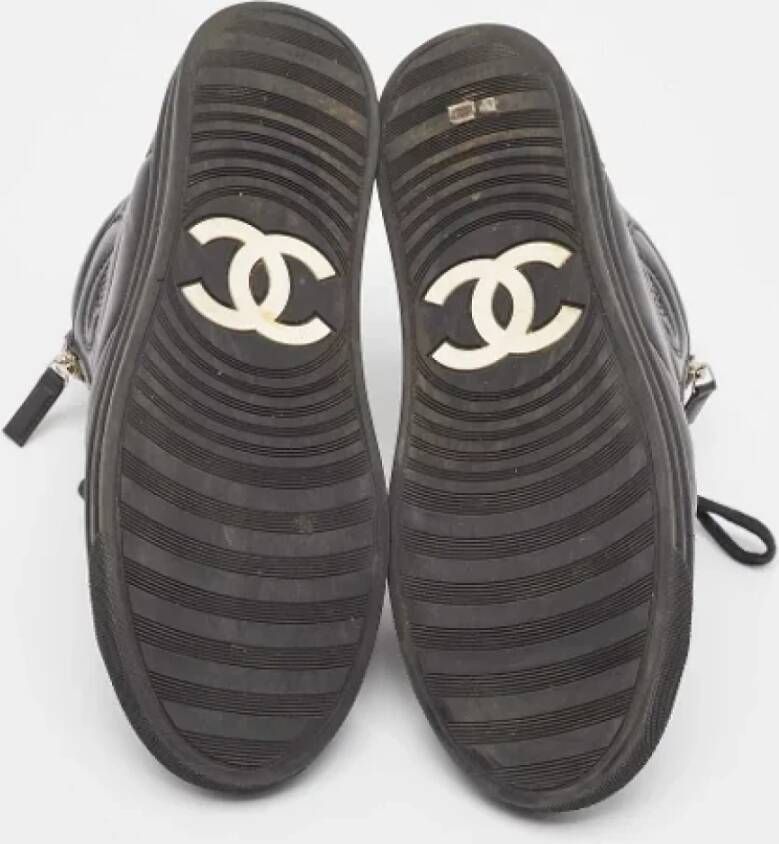 Chanel Vintage Pre-owned Leather sneakers Black Dames