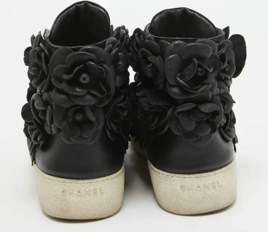 Chanel Vintage Pre-owned Leather sneakers Black Dames