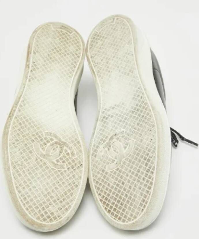 Chanel Vintage Pre-owned Leather sneakers Black Dames