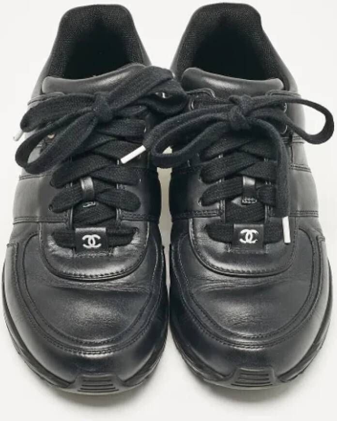 Chanel Vintage Pre-owned Leather sneakers Black Dames