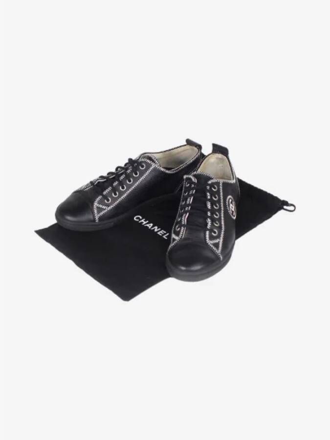 Chanel Vintage Pre-owned Leather sneakers Black Dames