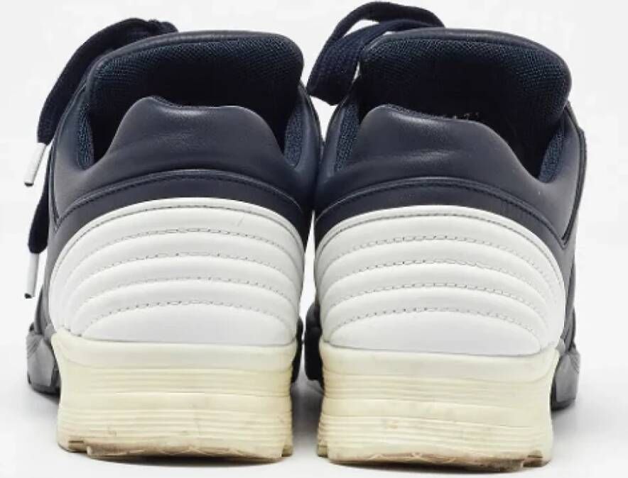 Chanel Vintage Pre-owned Leather sneakers Blue Dames