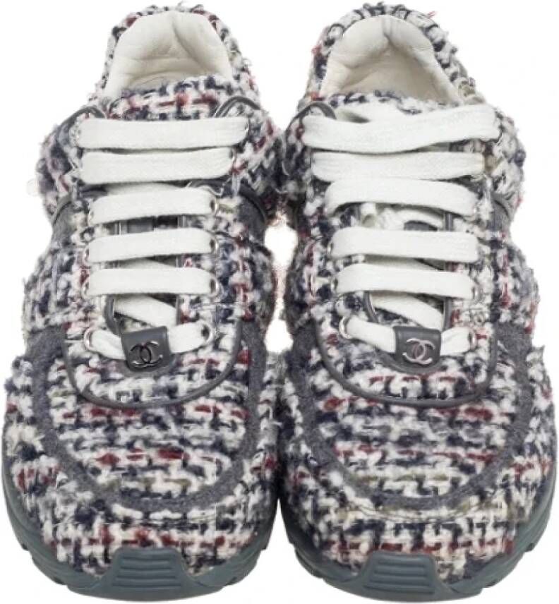 Chanel Vintage Pre-owned Leather sneakers Gray Dames