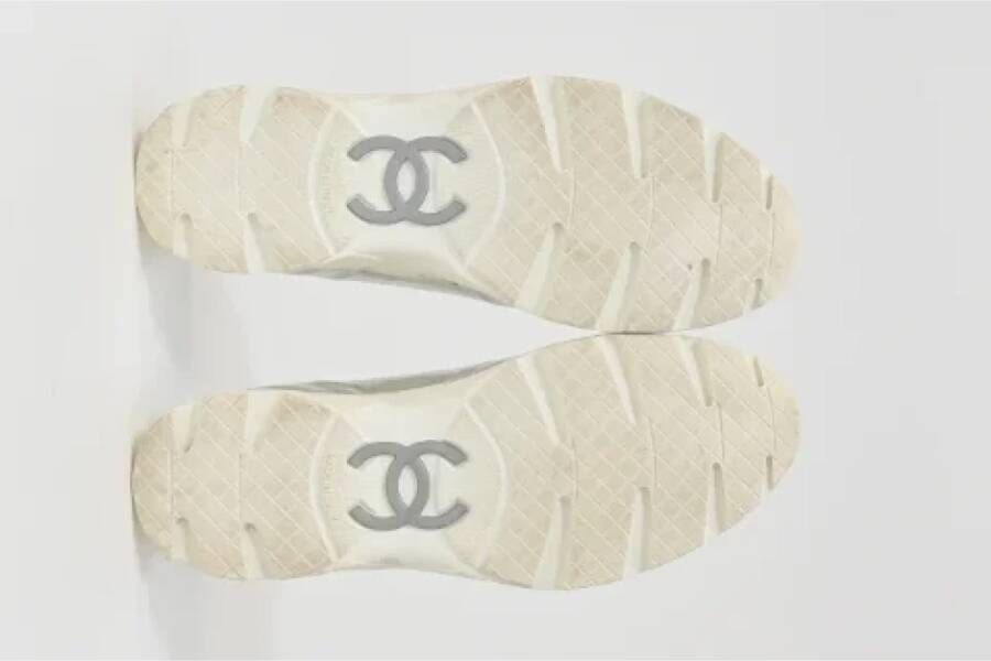 Chanel Vintage Pre-owned Leather sneakers Gray Dames