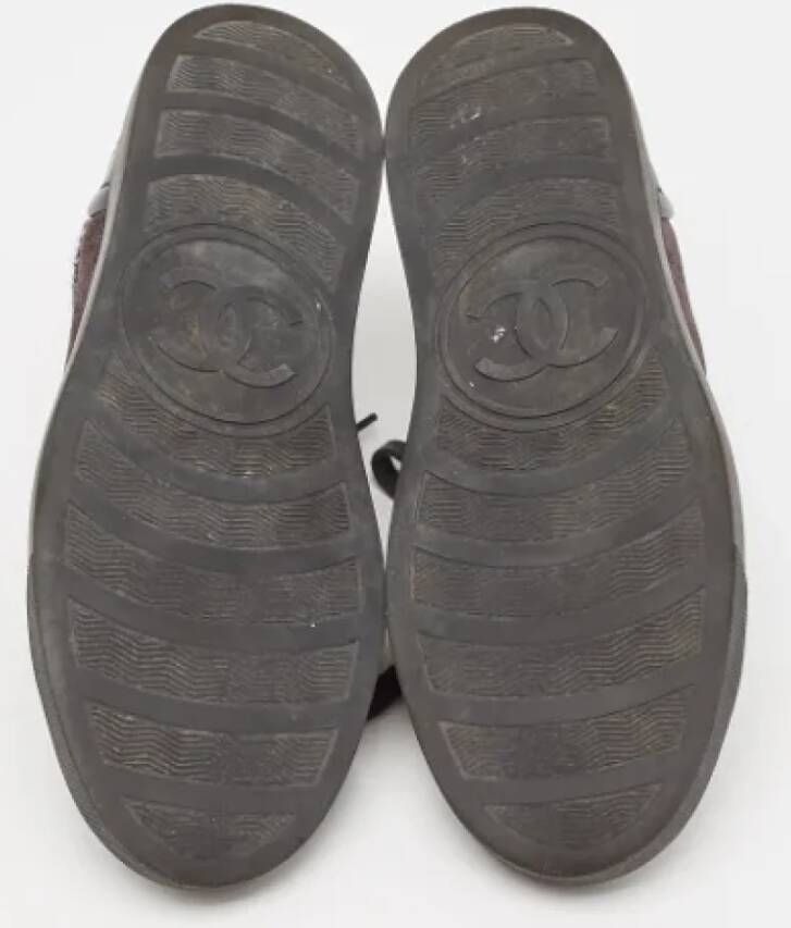 Chanel Vintage Pre-owned Leather sneakers Red Dames