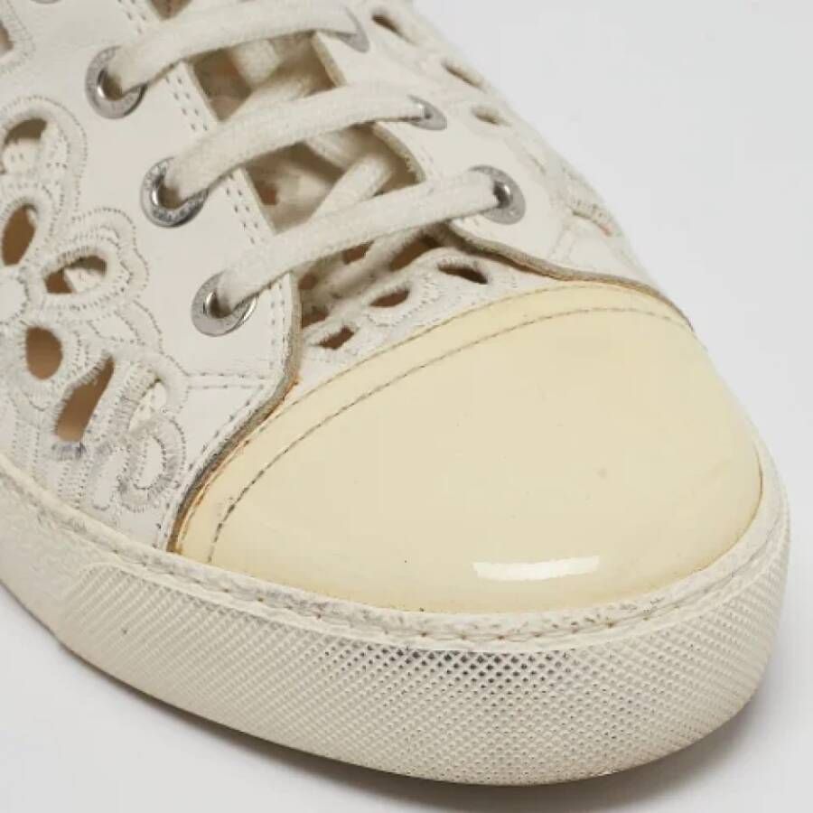 Chanel Vintage Pre-owned Leather sneakers White Dames