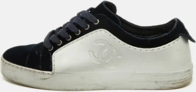 Chanel Vintage Pre-owned Rubber sneakers Gray Dames