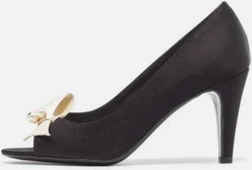 Chanel Vintage Pre-owned Satin heels Black Dames