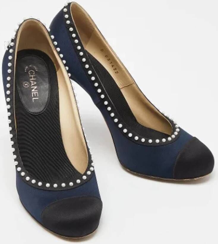 Chanel Vintage Pre-owned Satin heels Blue Dames