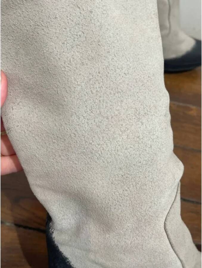 Chanel Vintage Pre-owned Suede boots Gray Dames